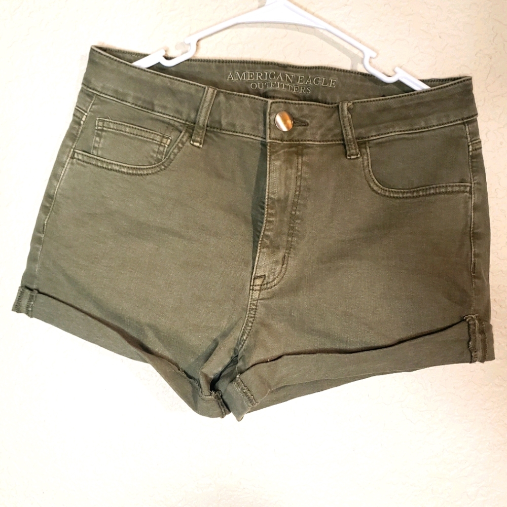 American Eagle stretch shorts
